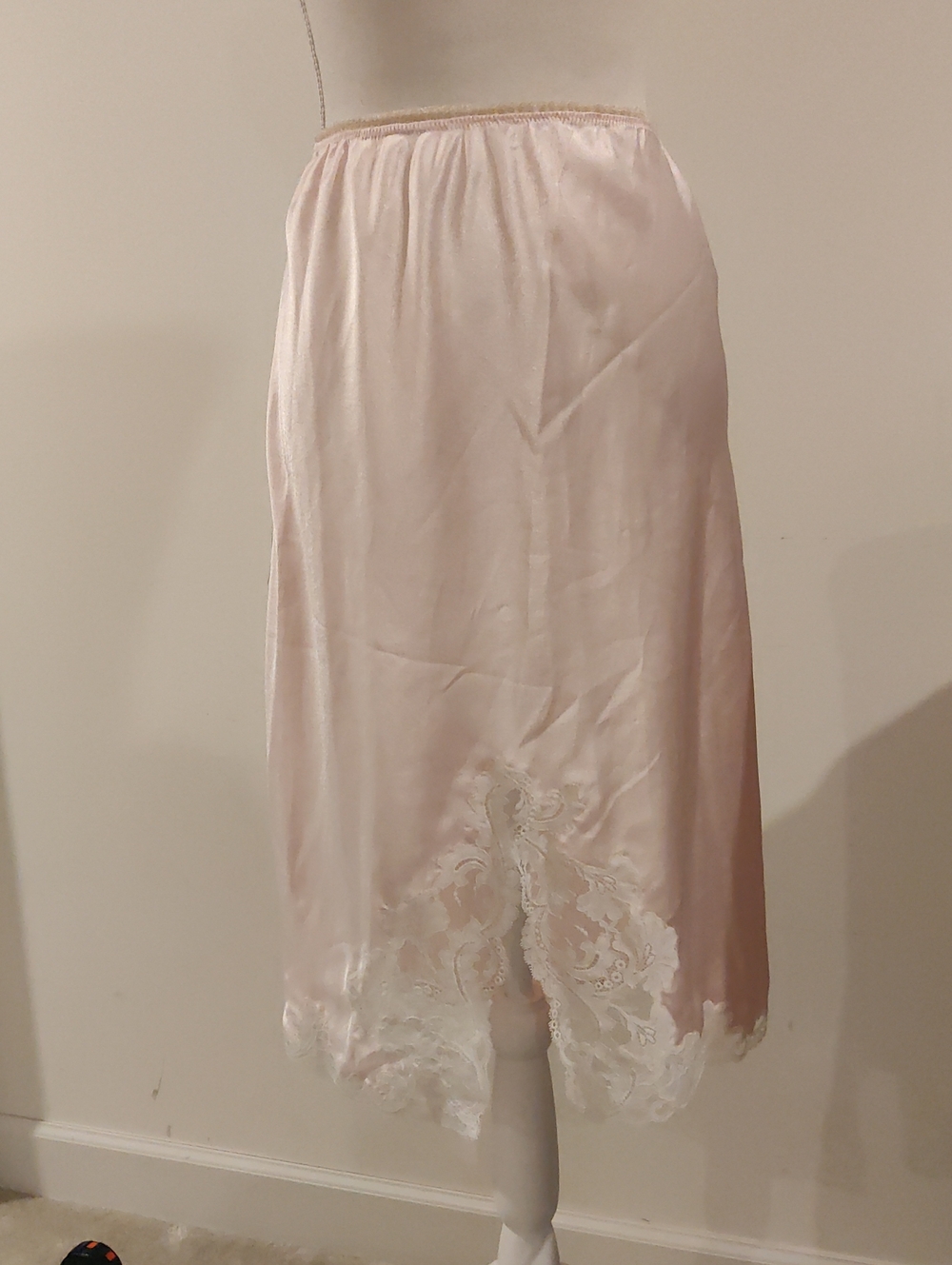 Vintage Eve Stillman Romantic Lingerie Pink Satin Half Slip Floral Lace Trim Y2K